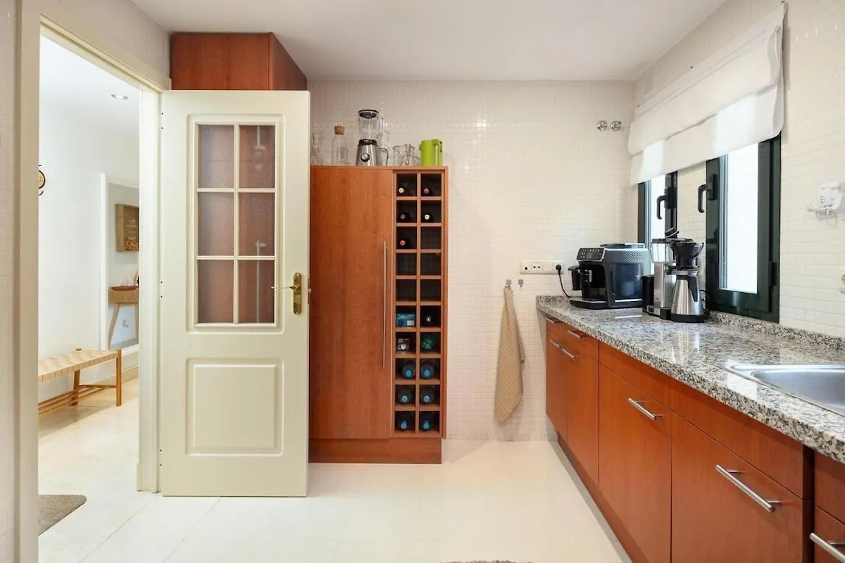 Stunning 2 Bed El Palmeral Near The Beach Rdr483 Marbella 0*,
