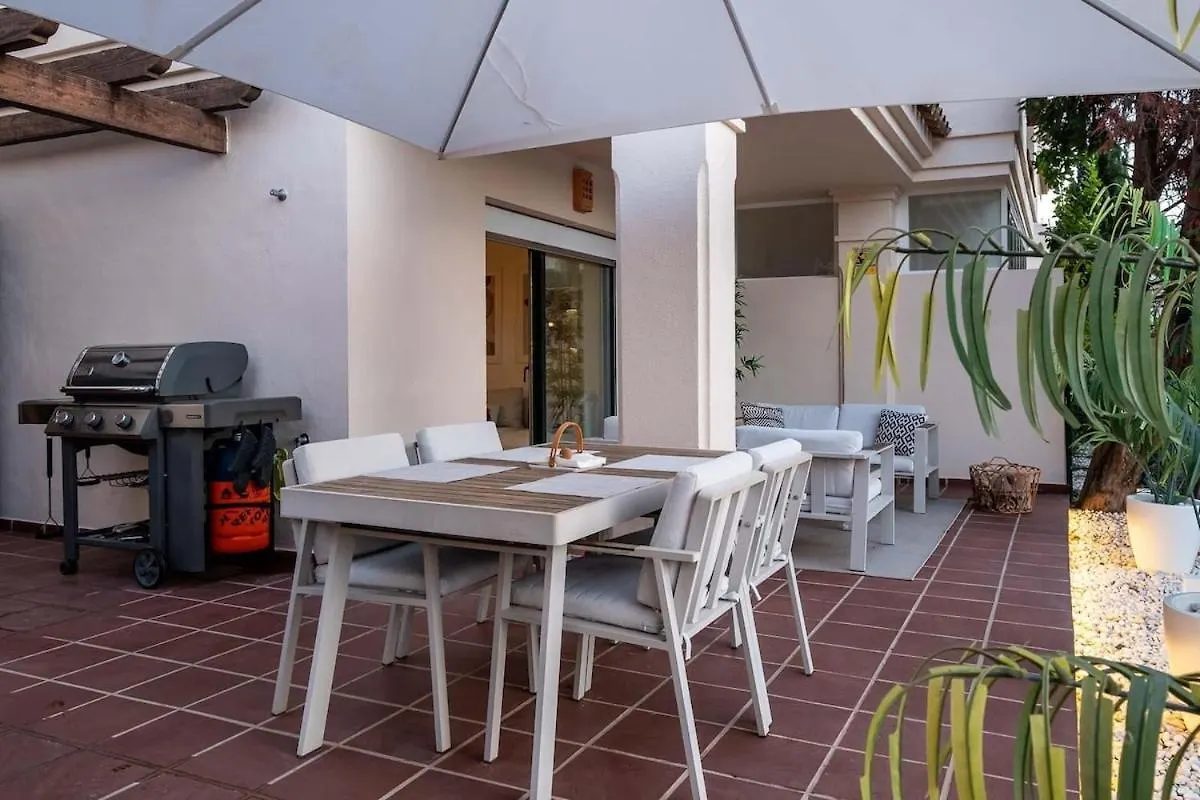 Stunning 2 Bed El Palmeral Near The Beach Rdr483 Marbella Apartment