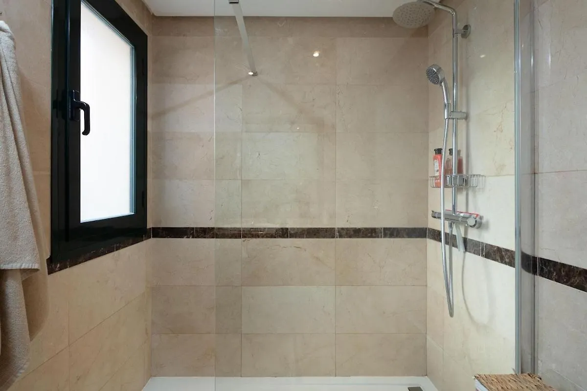 Stunning 2 Bed El Palmeral Near The Beach Rdr483 Marbella 0*,  Spain